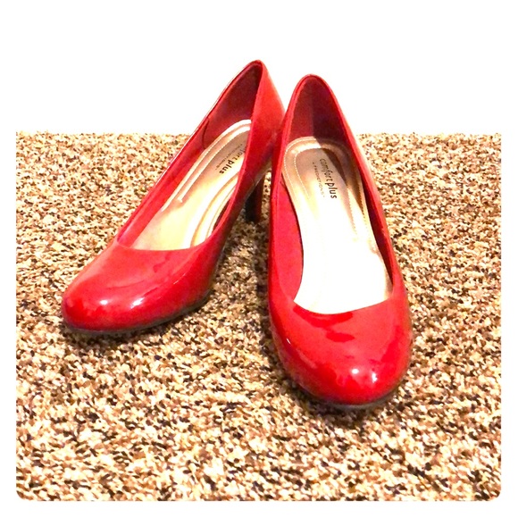 Shoes - Red High Heels 👠